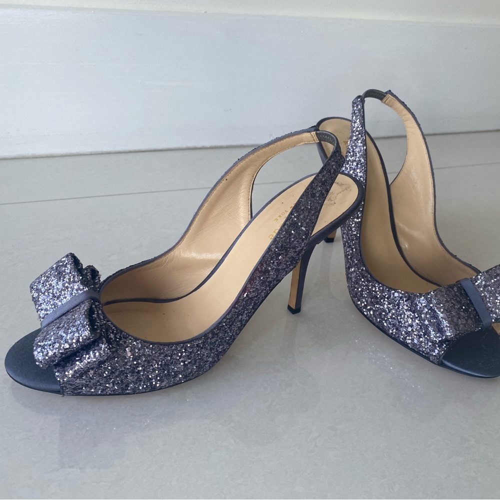 Kate Spade Leather grey / purple Satin glitter bow peep toe slingback